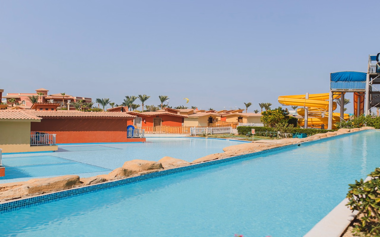 Titanic Beach - Families and Couples only