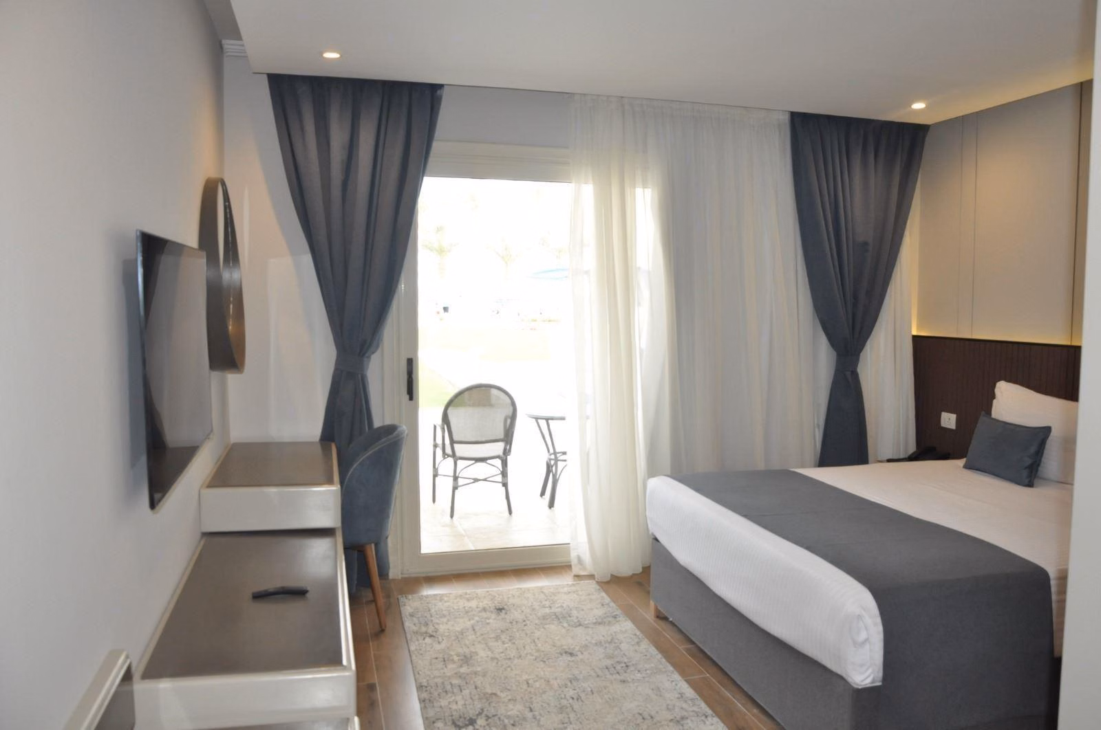 V Grand Beach Resort