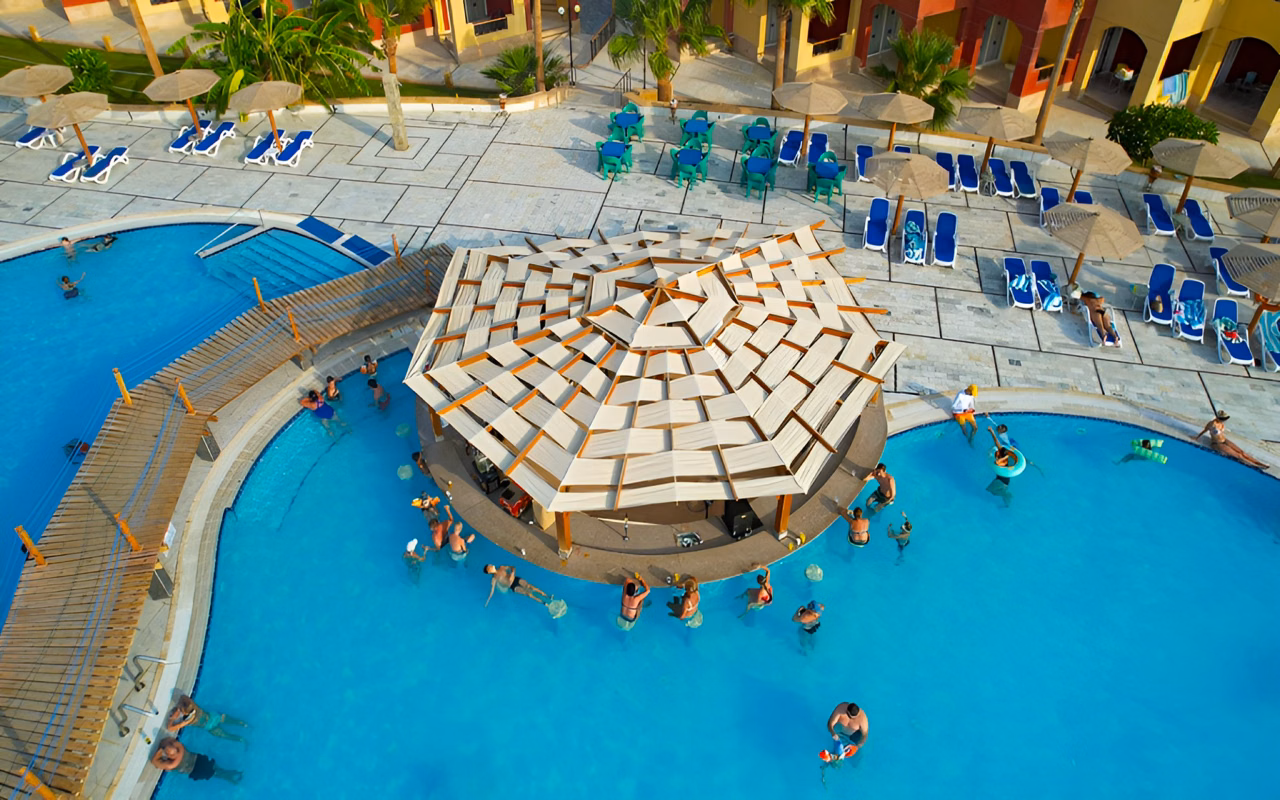 Casa Mare Resort (ex. Royal Tulip Beach Resort)