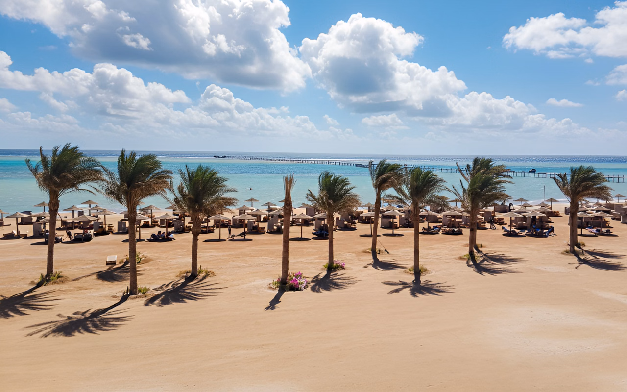 Casa Mare Resort (ex. Royal Tulip Beach Resort)