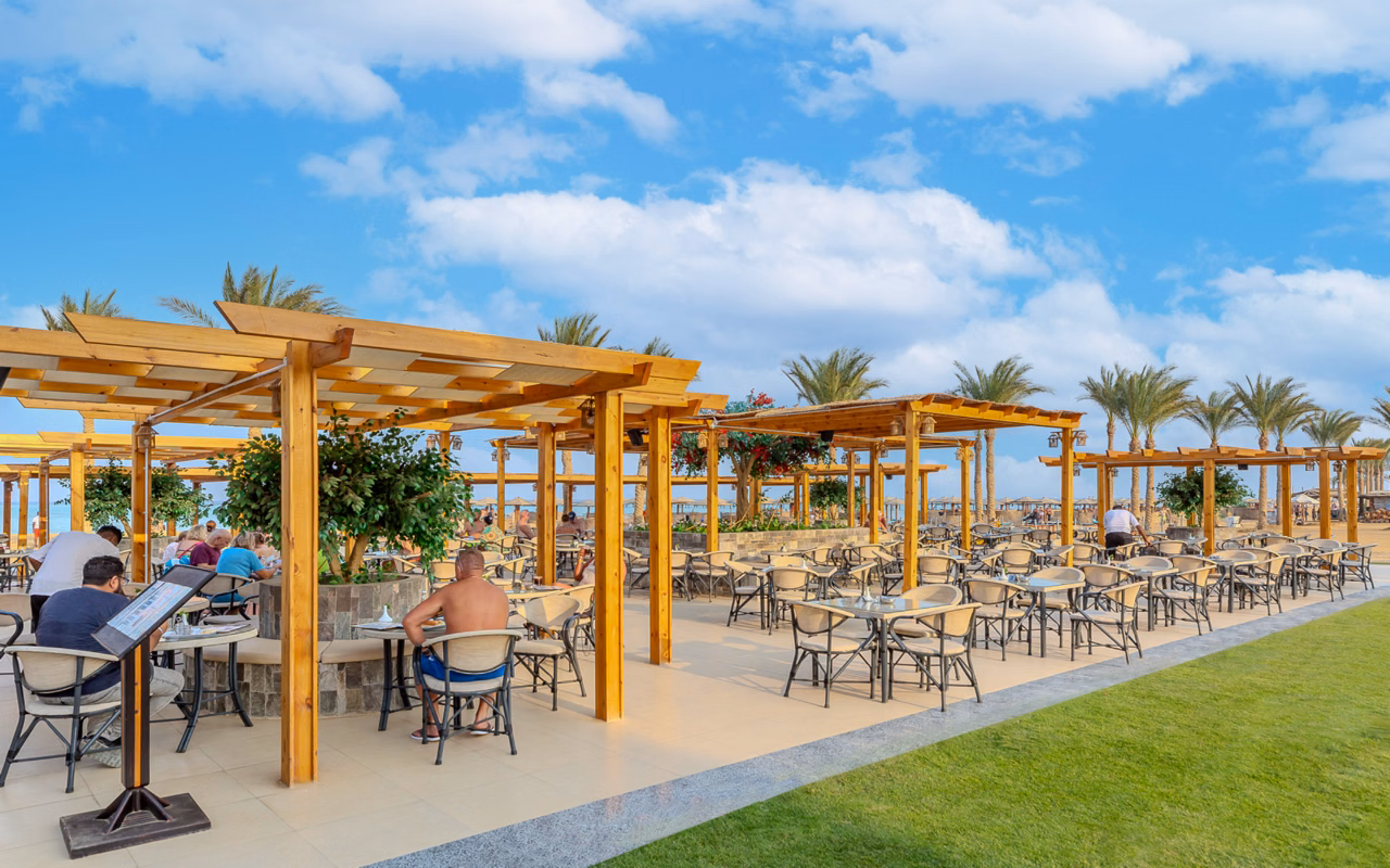 Casa Mare Resort (ex. Royal Tulip Beach Resort)