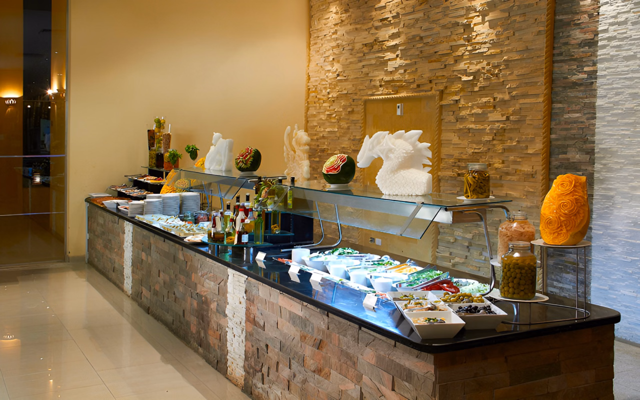 Casa Mare Resort (ex. Royal Tulip Beach Resort)