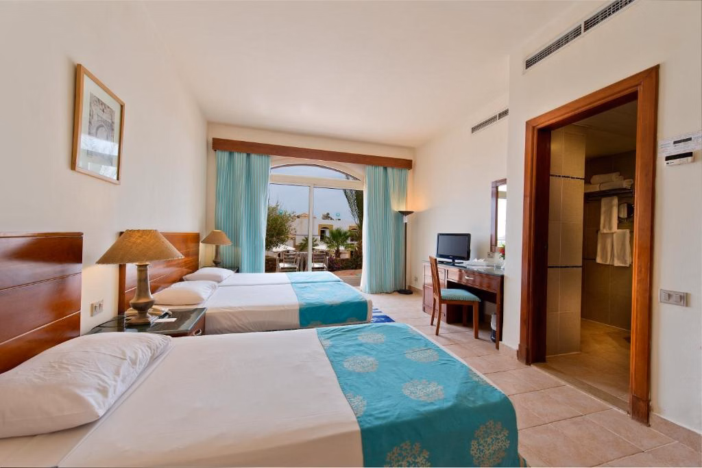 Amphoras Blu (Ex. Shores Aloha Resort)