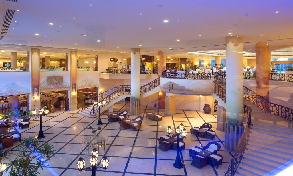 Amwaj Oyoun Resort