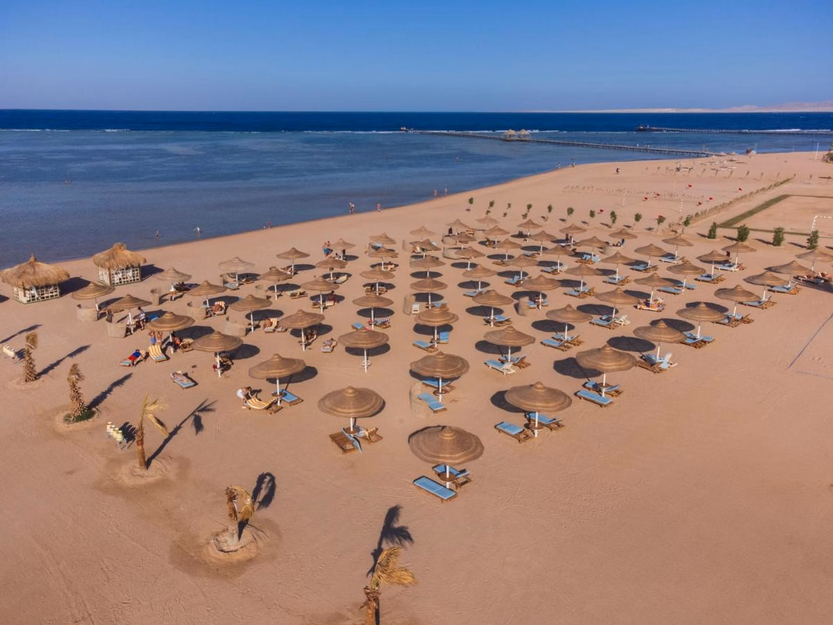 Amwaj Oyoun Resort