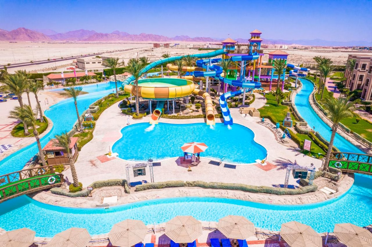 Charmillion Club Aqua Park