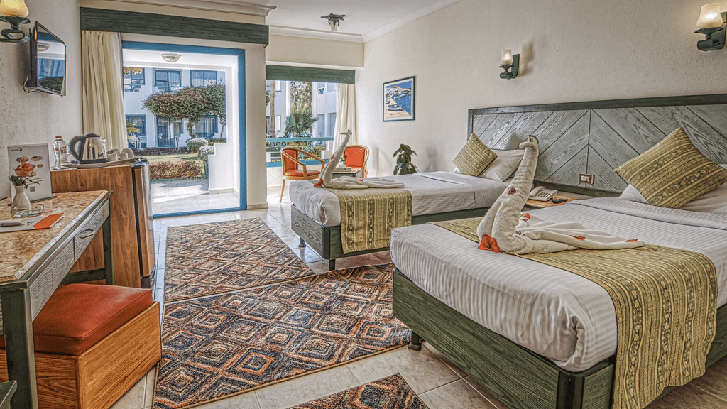 Falcon Hills Hotel