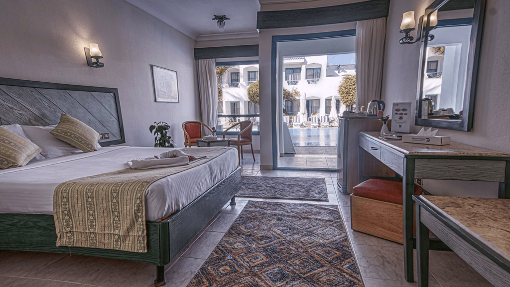 Falcon Hills Hotel