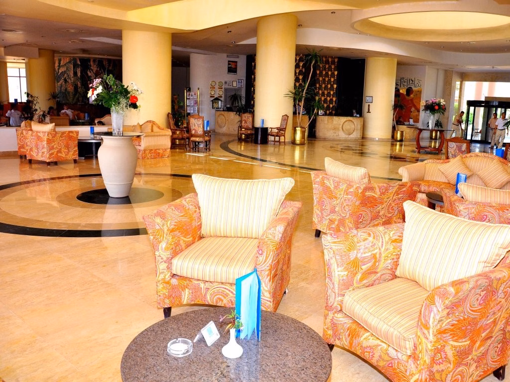 Parrotel Beach Resort