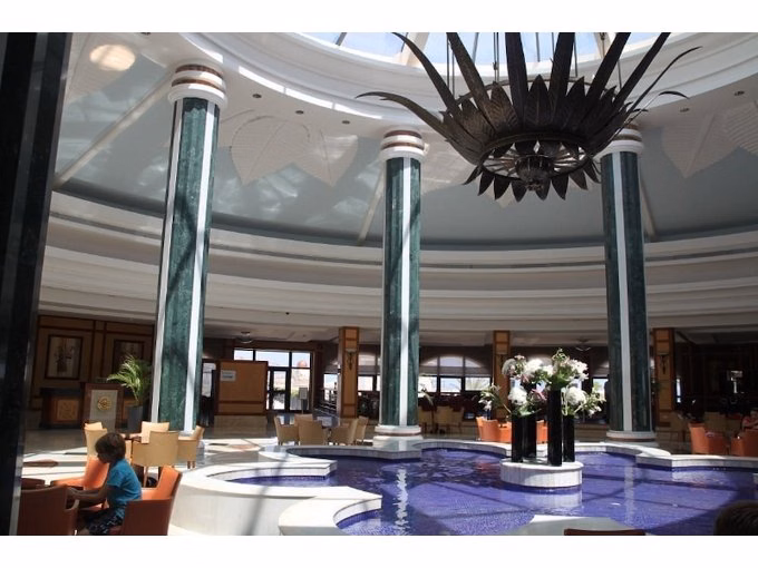 Reef Oasis Beach Resort