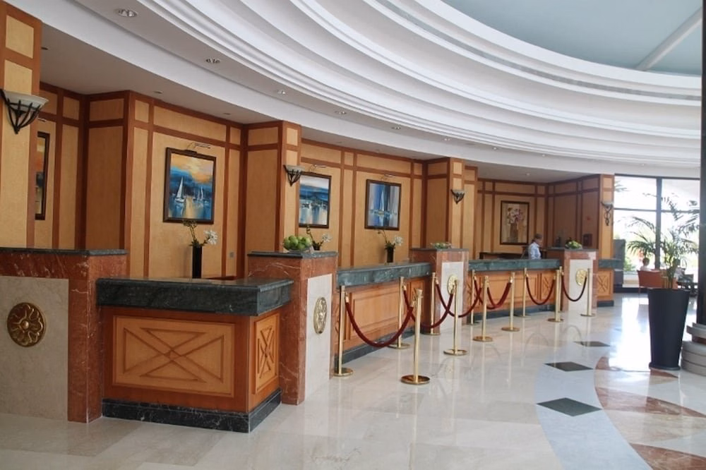 Reef Oasis Beach Resort