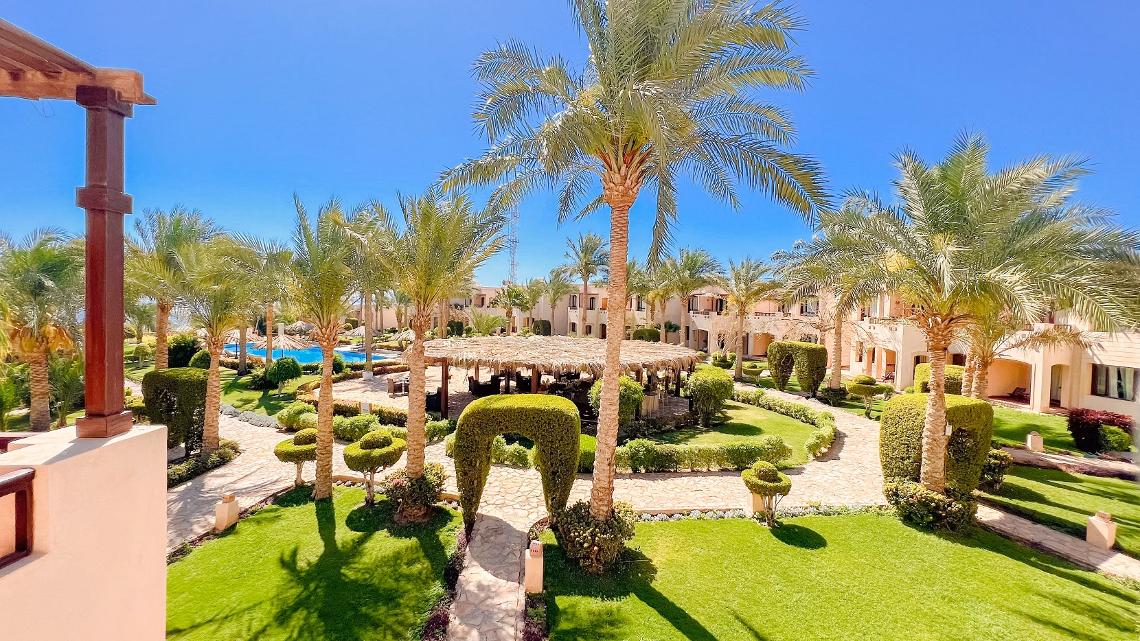 Tamra Beach Resort