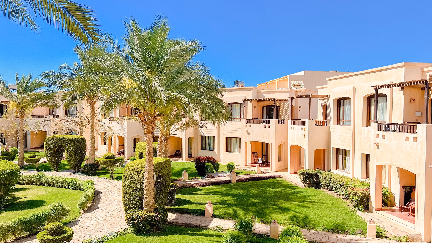 Tamra Beach Resort