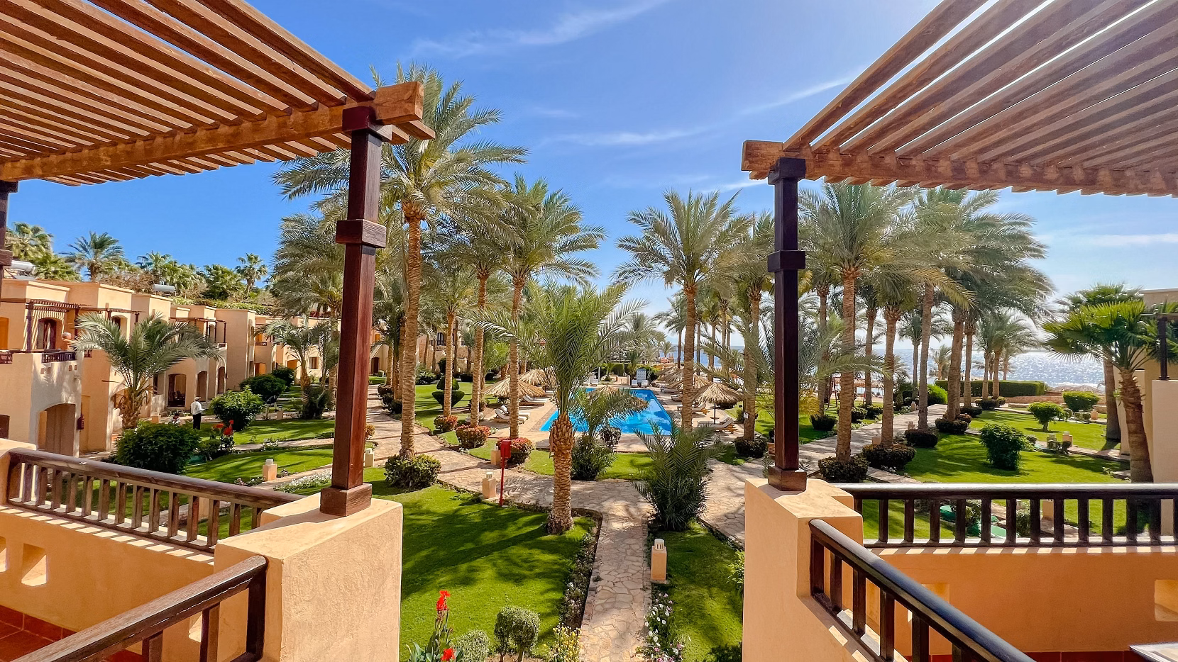 Tamra Beach Resort