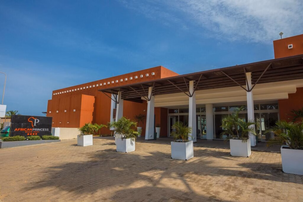 African Princess Beach Hotel