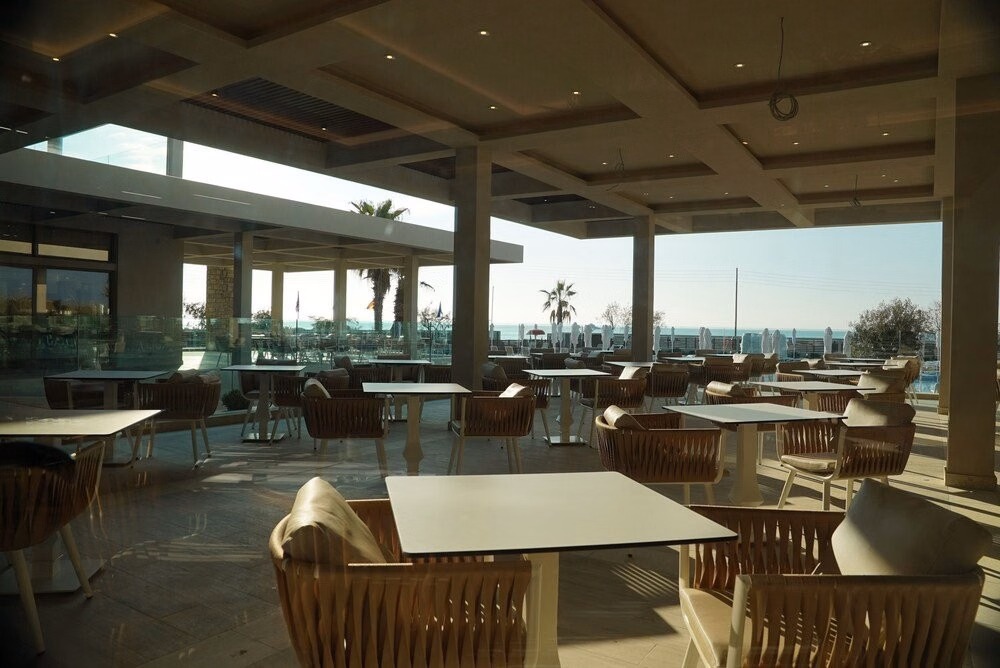 Almуros Beach Resort and Spa