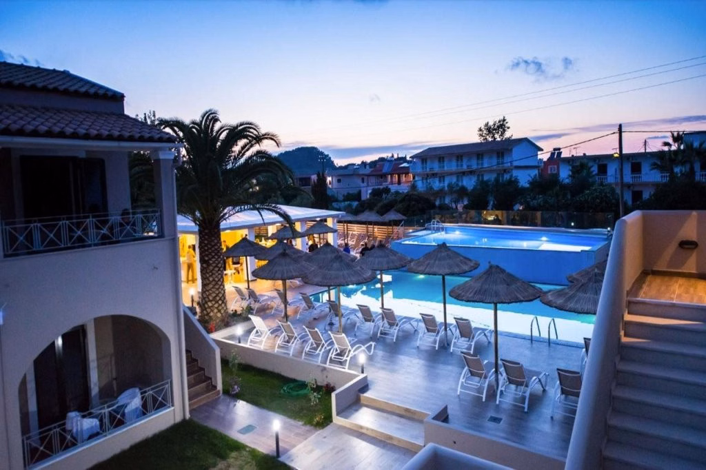 Amour Holiday Resort