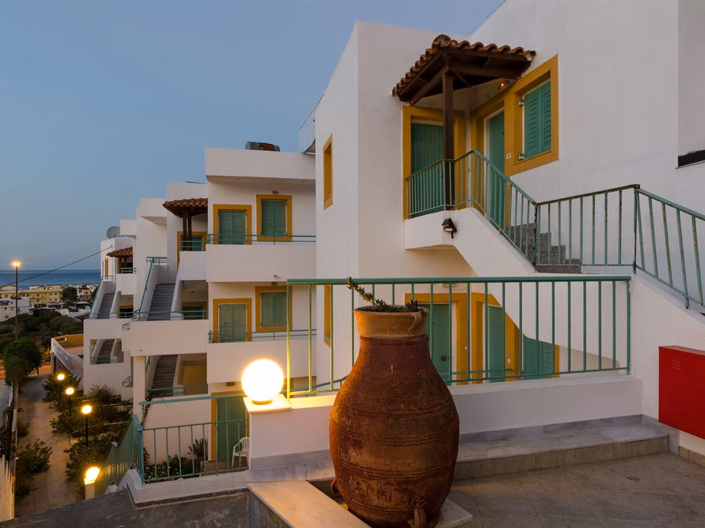 Aglaia Apartments & Studios