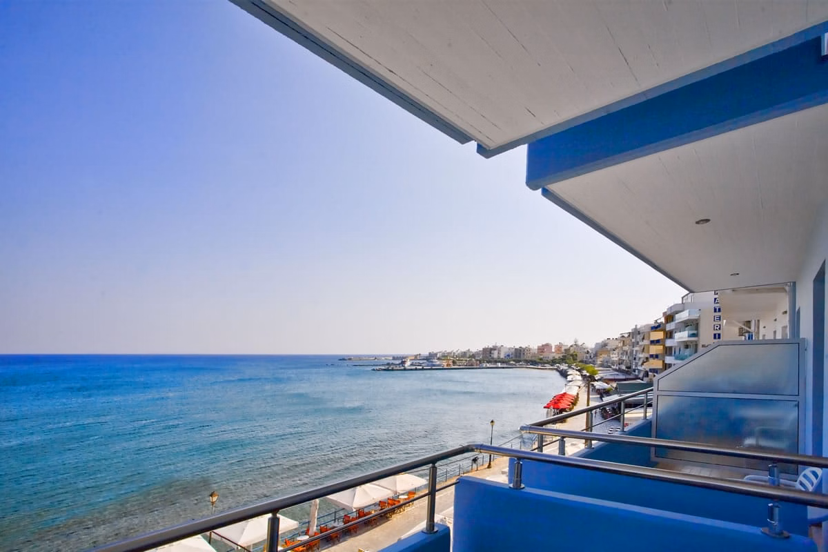 Astron Hotel