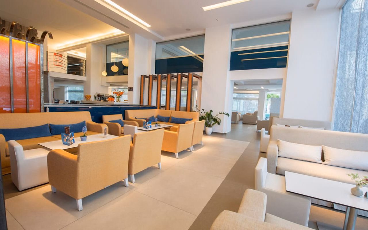 Astron Hotel