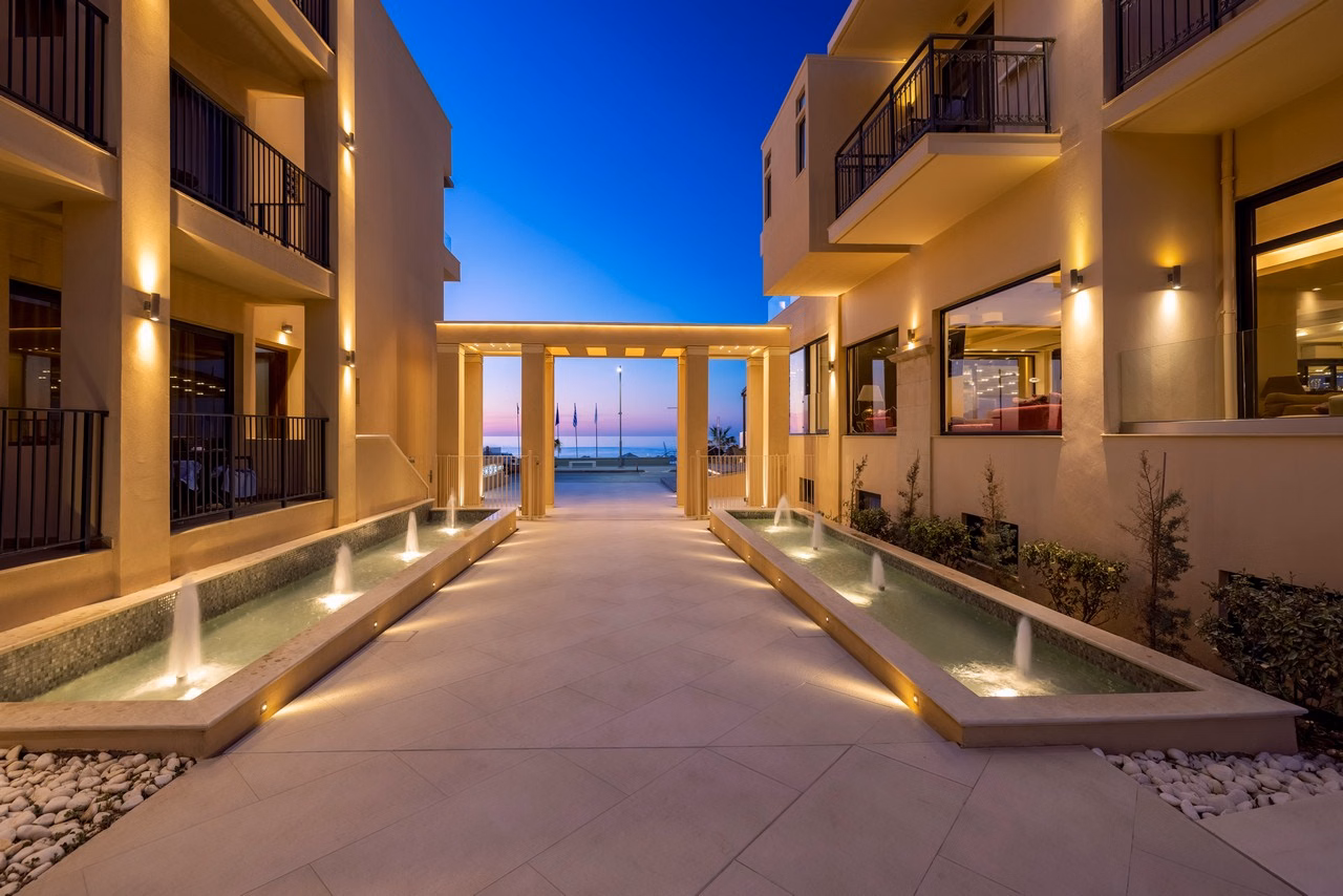 Atlantis Beach Hotel