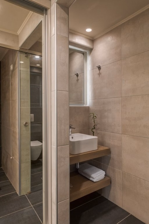 Bio Suites Hotel