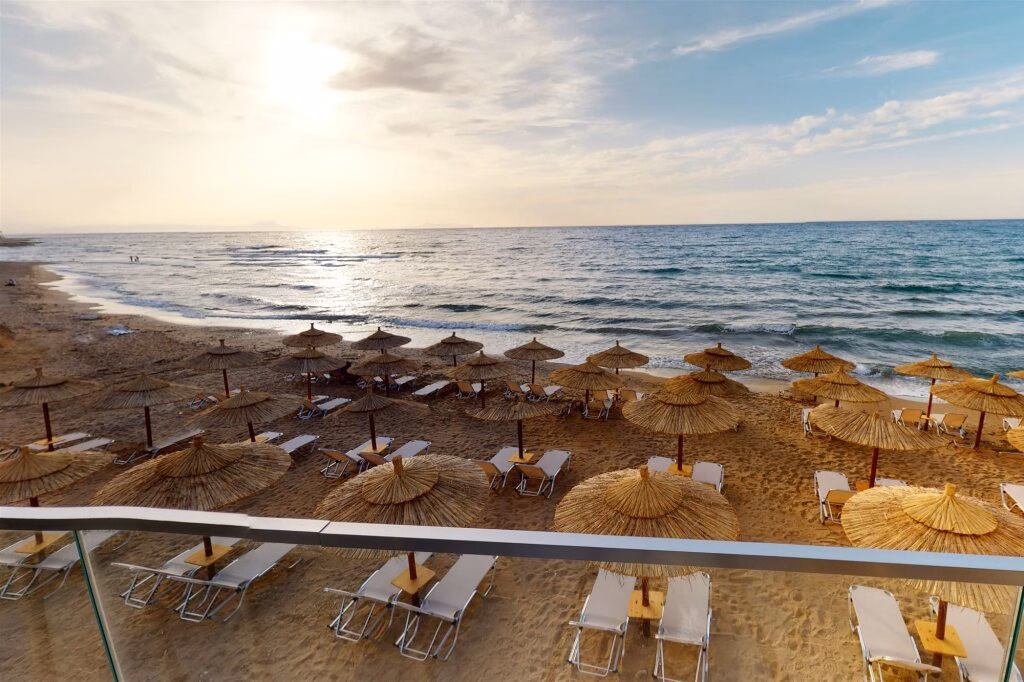 Dedalos Beach Hotel