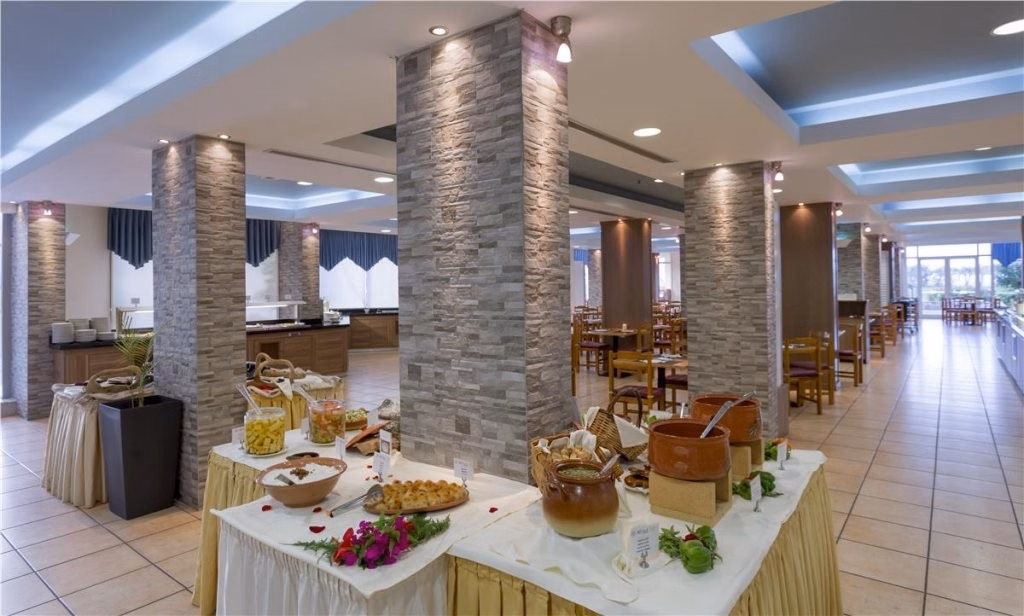 Dessole Dolphin Bay Resort – All Inclusive