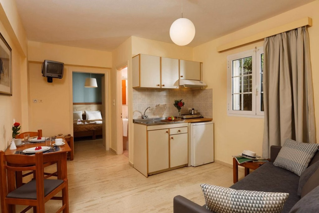 Dimitra Hotel Apartments