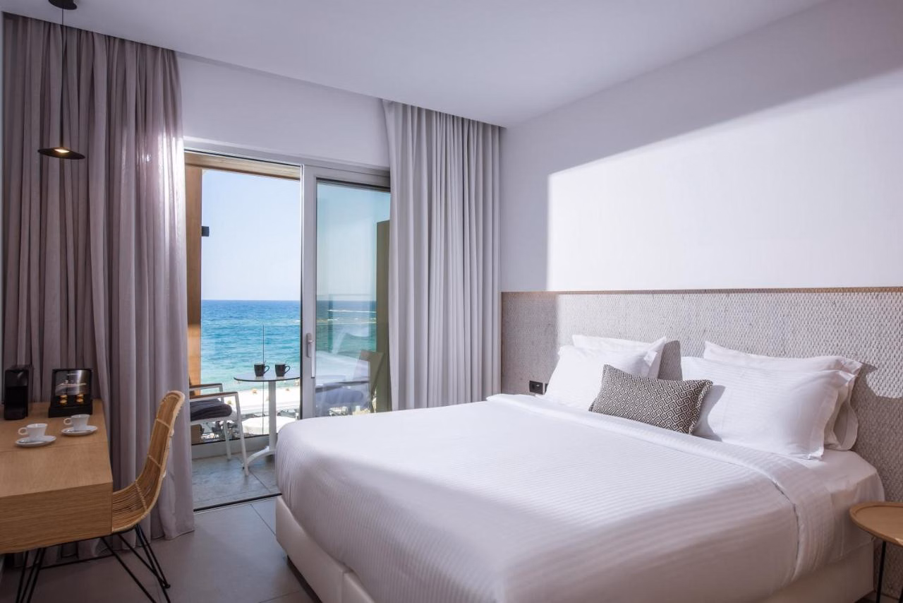 Enorme Ammos Beach Resort Hotel