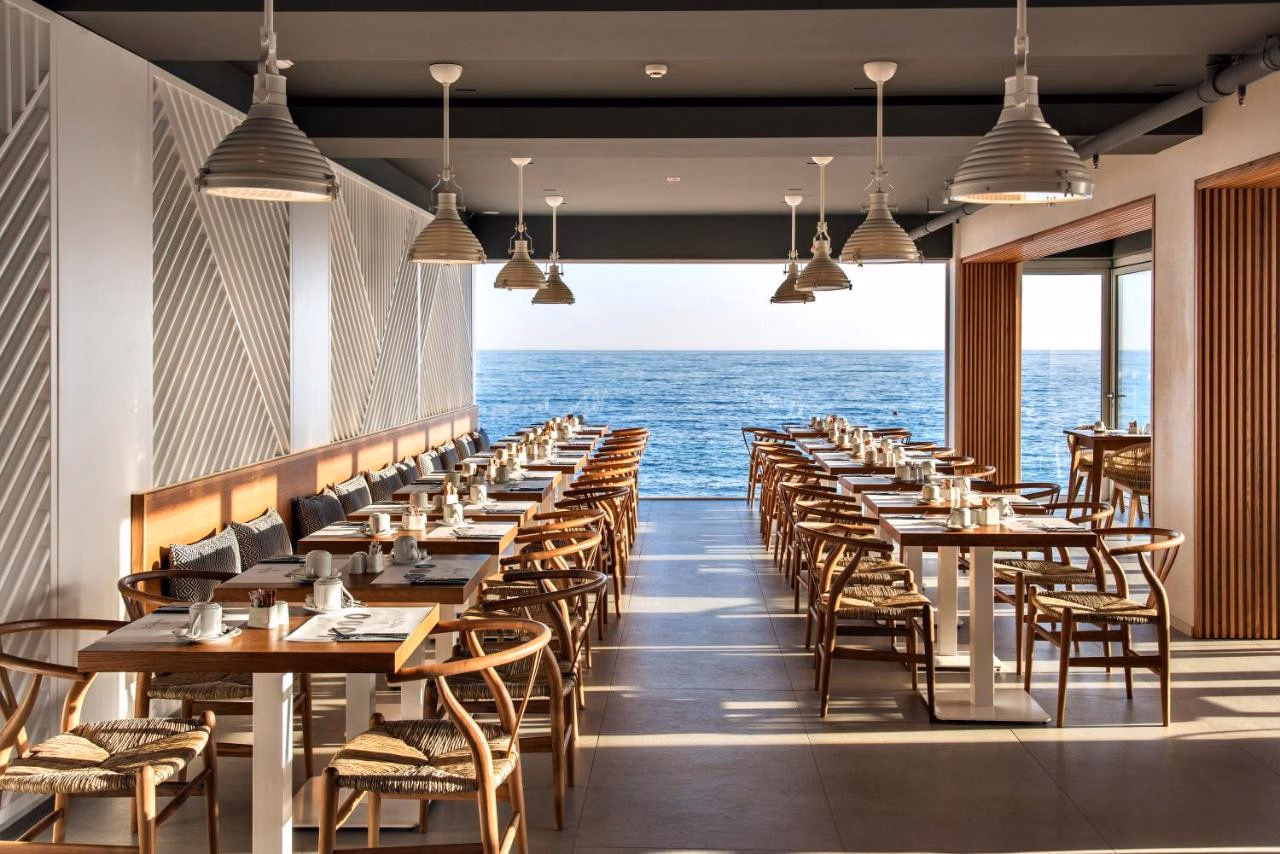 Enorme Ammos Beach Resort Hotel