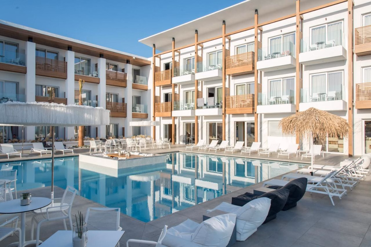 Enorme Ammos Beach Resort Hotel