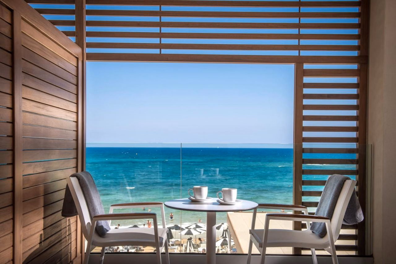 Enorme Ammos Beach Resort Hotel