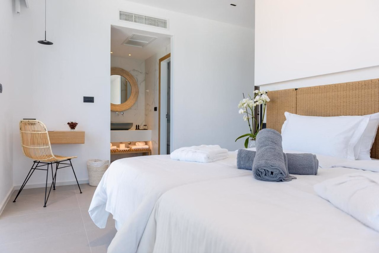 Enorme Ammos Beach Resort Hotel