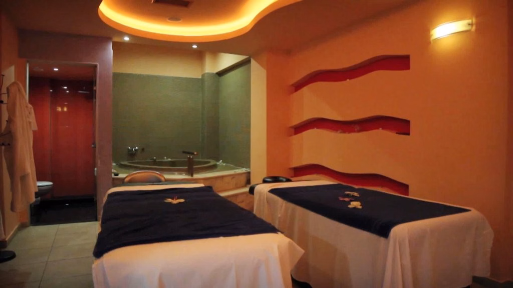 Filion Suites Resort & Spa