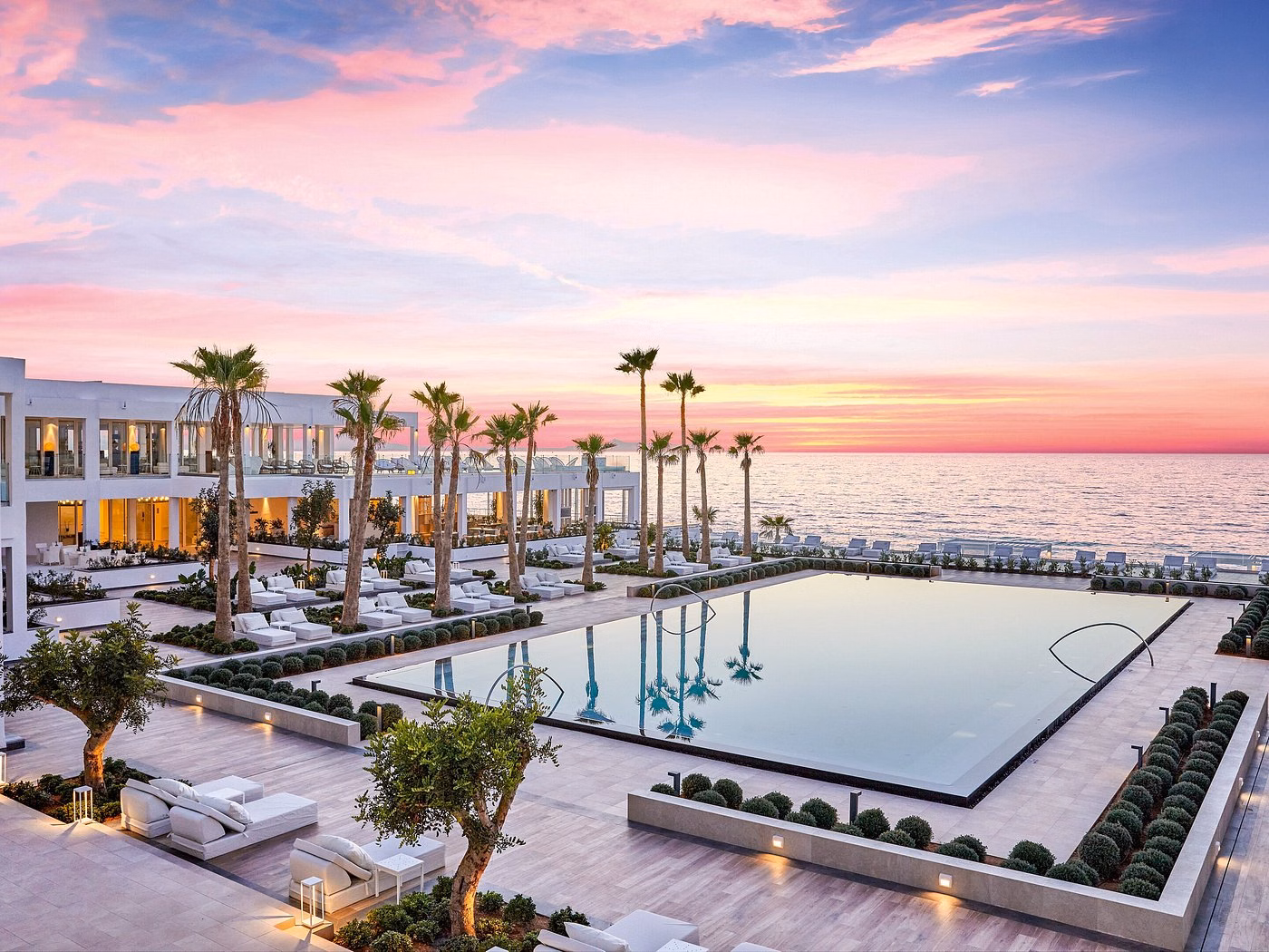 Grecotel LUX ME White Palace