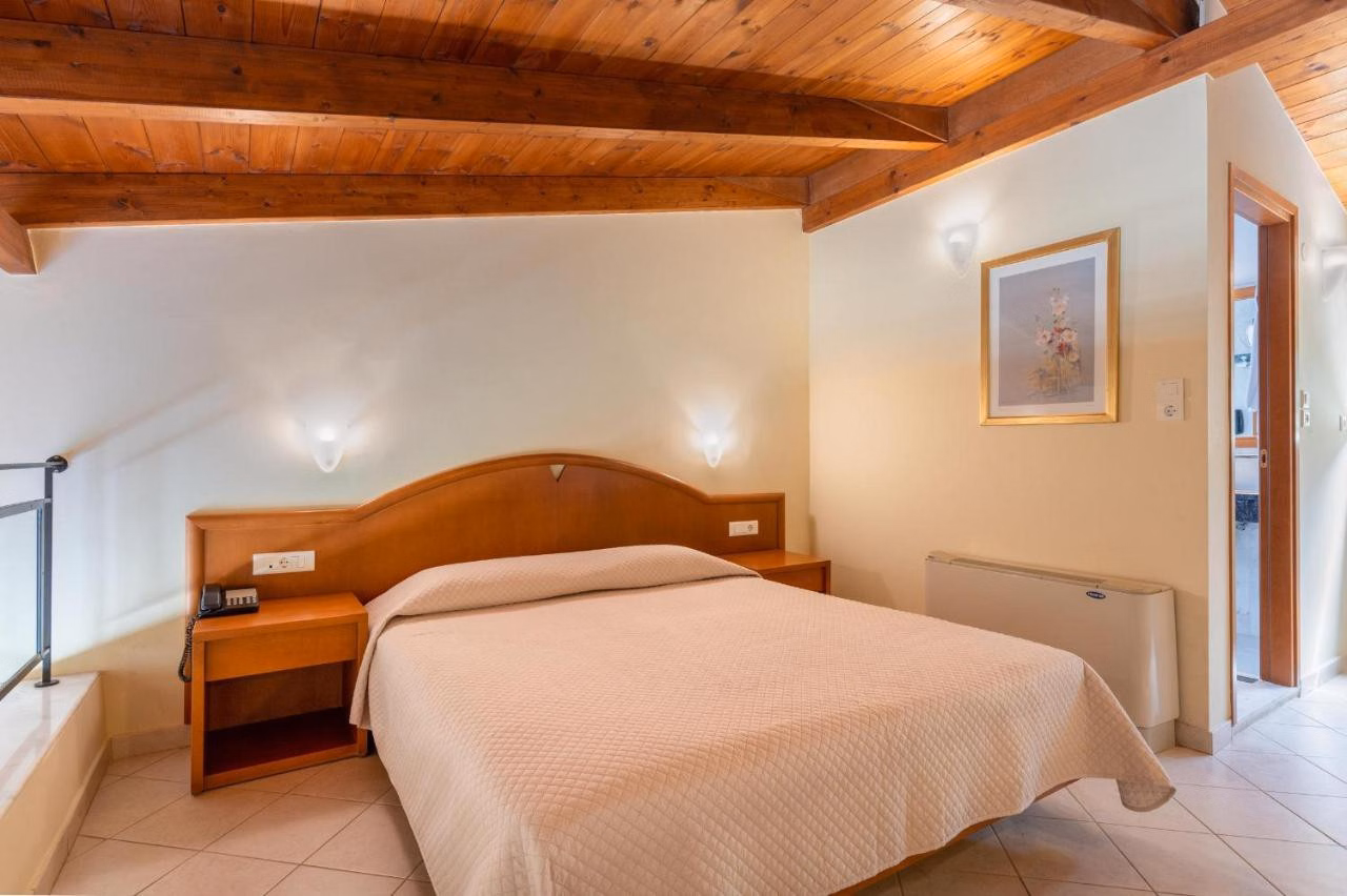 Hydramis Palace Beach Resort