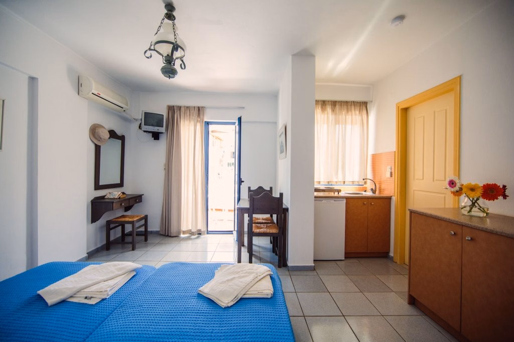 Iliana Hotel