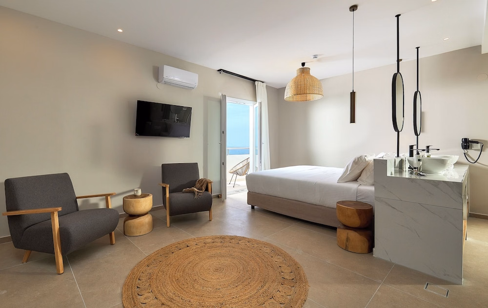 Lotus Rise Hotel