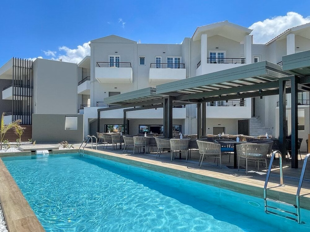 Mare Blue & Suites