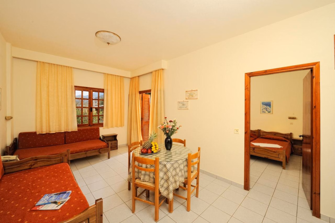 Maria Lambis Apartments