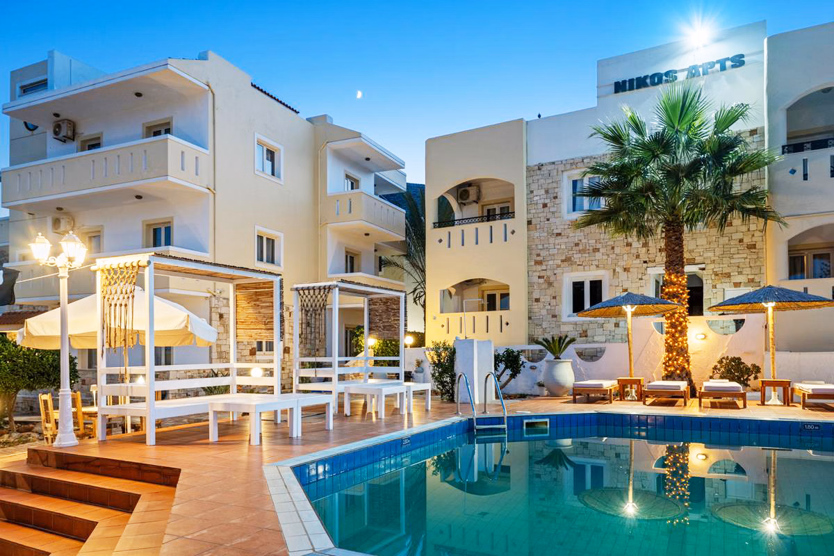 Nikos Apartments