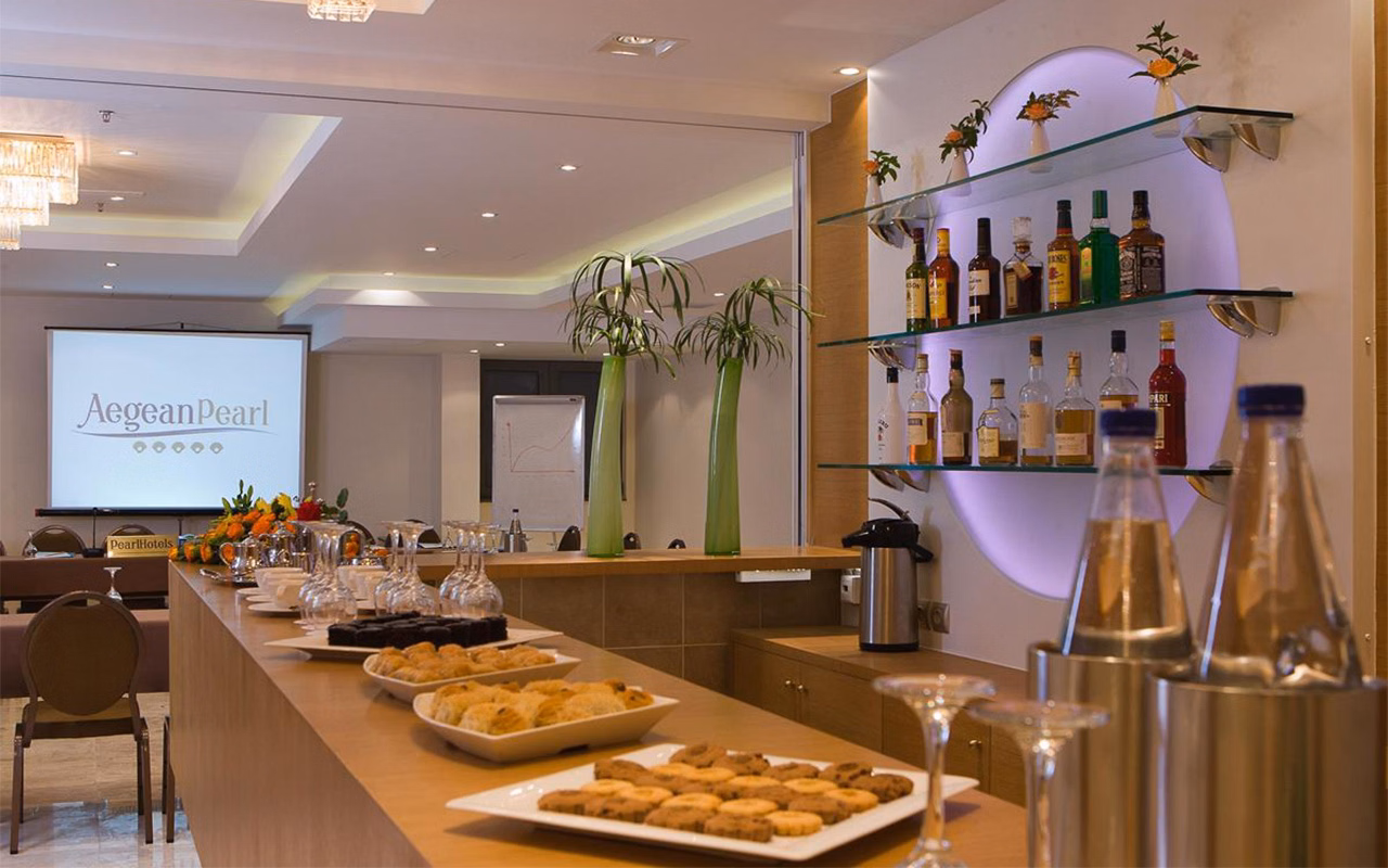 Pearl Beach Hotel