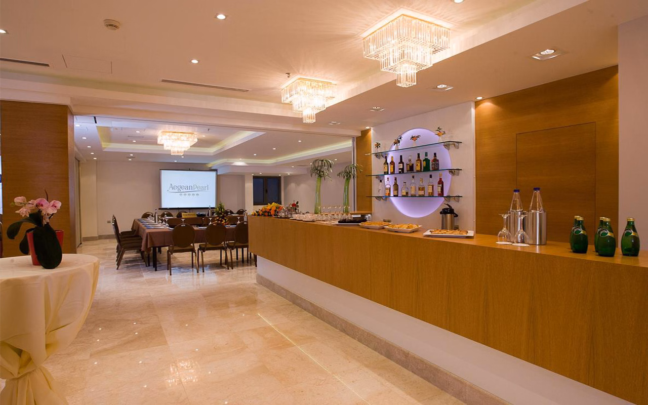 Pearl Beach Hotel
