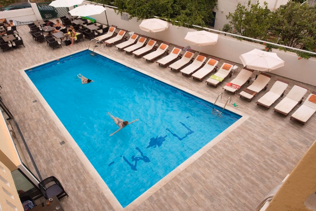 Pela Maria Hotel