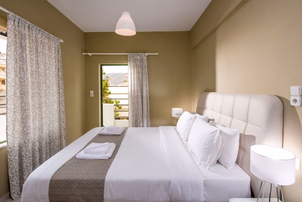 Petousis Hotel & Suites