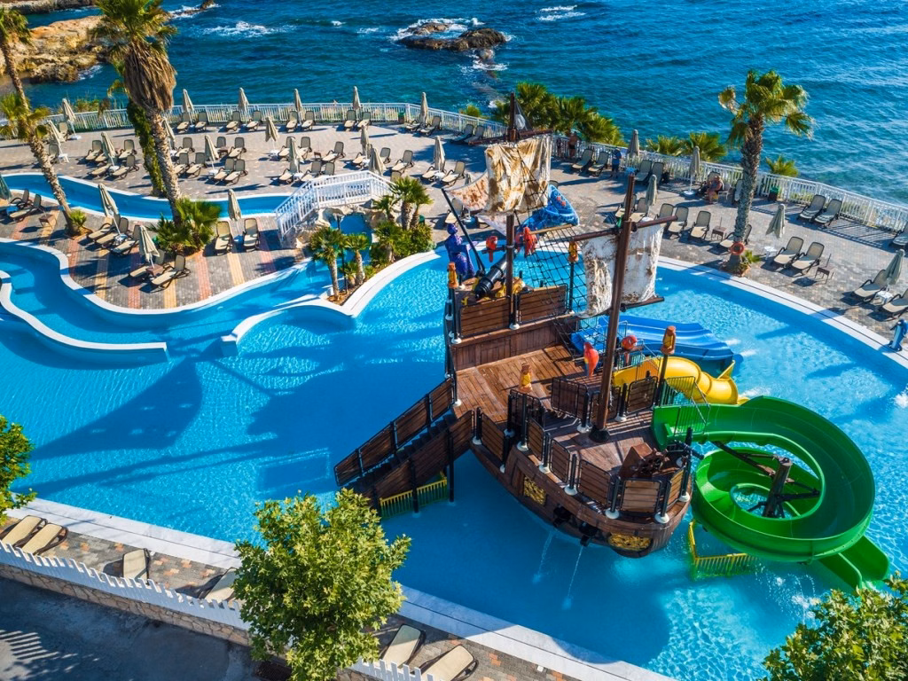 Star Beach Village and Water Park