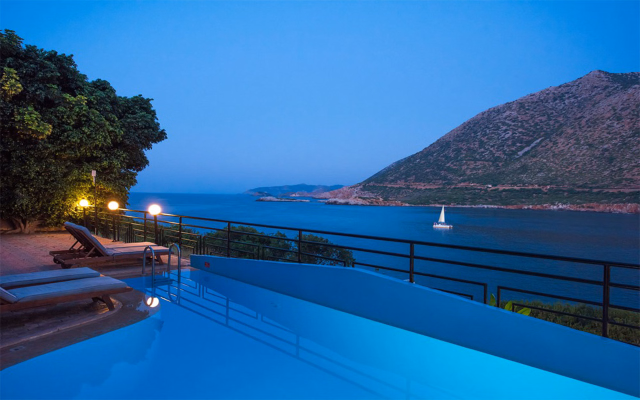 Troulis Apart-Hotel