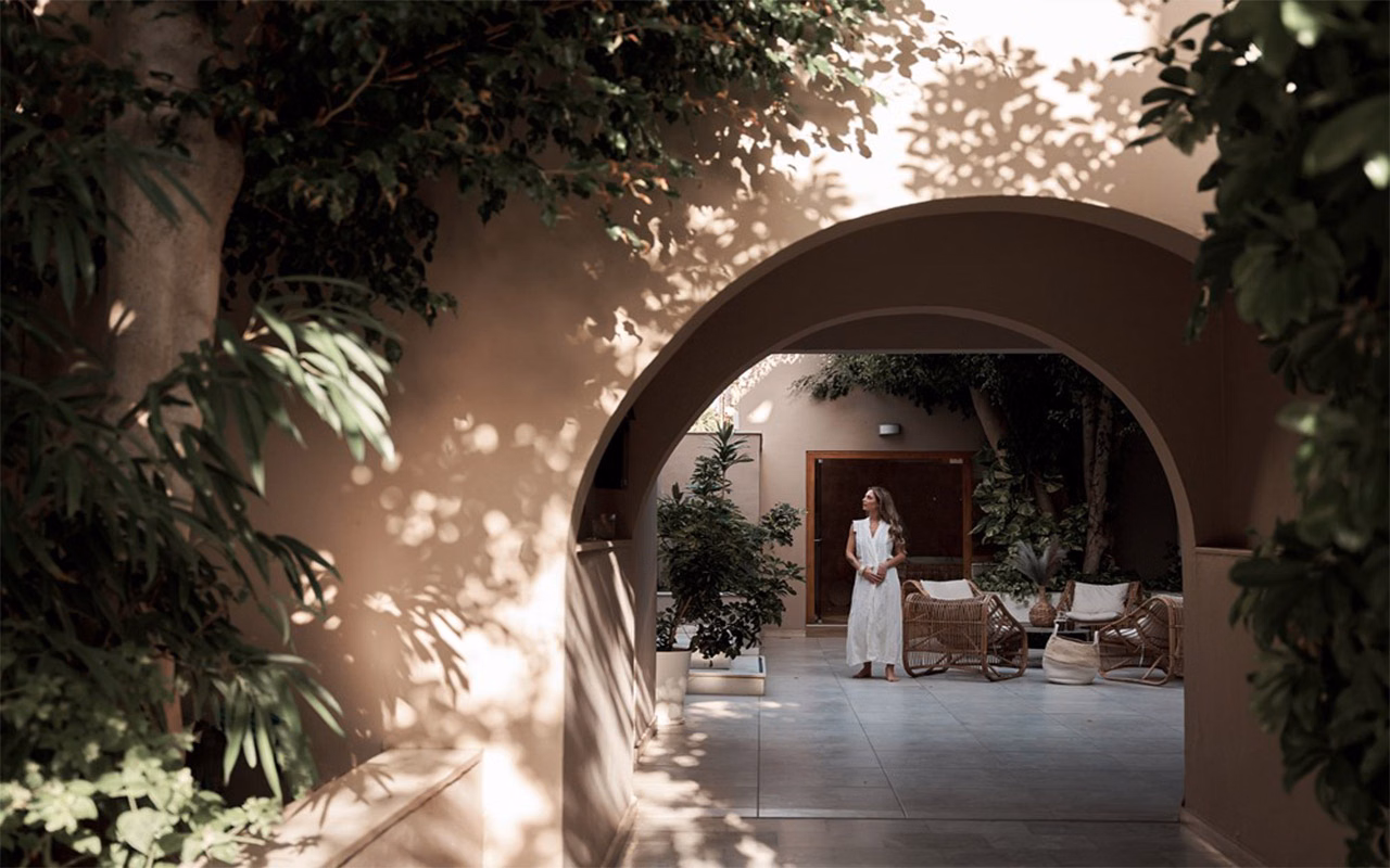 Troulis Apart-Hotel