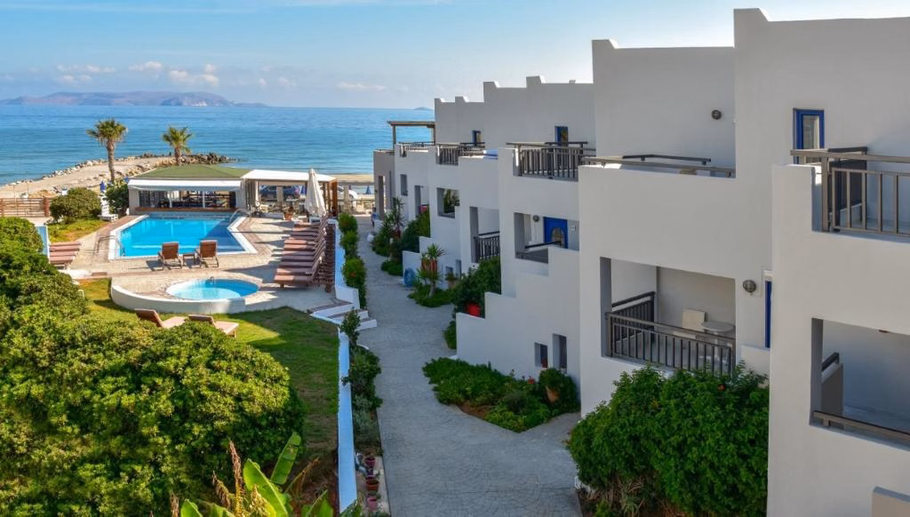 Yria Beach Hotel